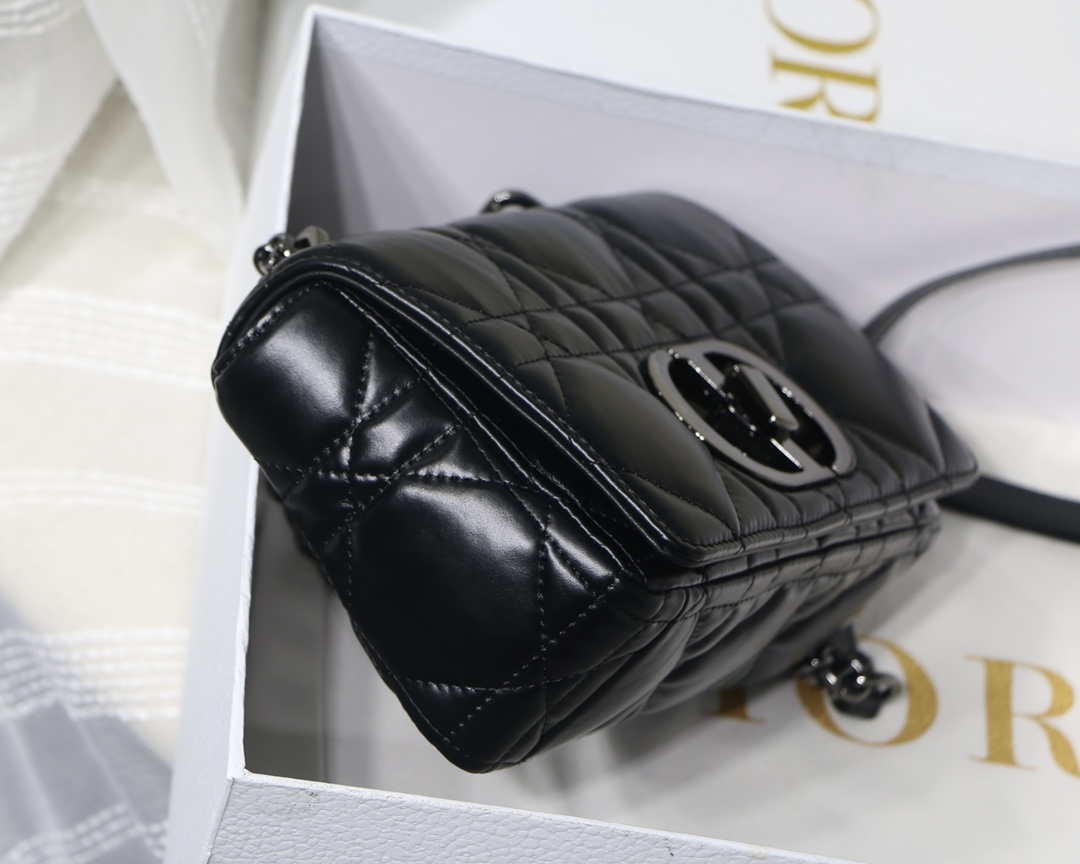 Dior M9241 Small Quilted Macrocannage Calfskin Black