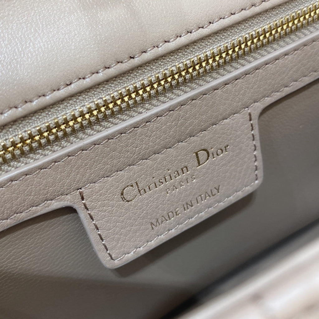 Dior Medium Caro Bag Calfskin M9242 Kakhi