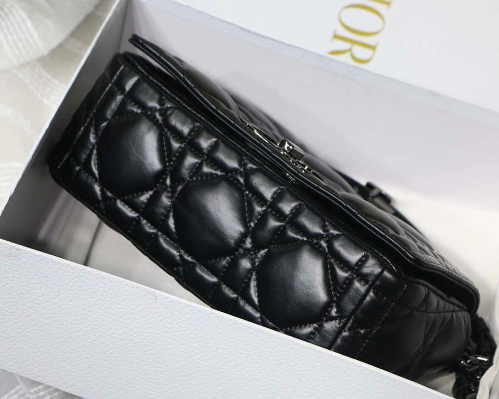 Dior M9242 Medium Quilted Macrocannage Calfskin Black