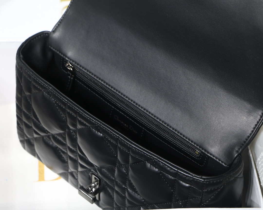 Dior M9242 Medium Quilted Macrocannage Calfskin Black - Default Title - View 8