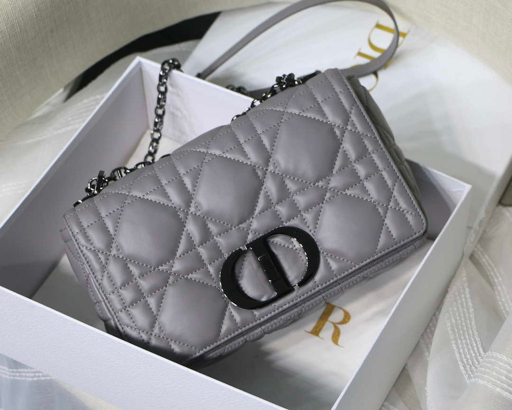 Dior M9242 Medium Quilted Macrocannage Calfskin Gray