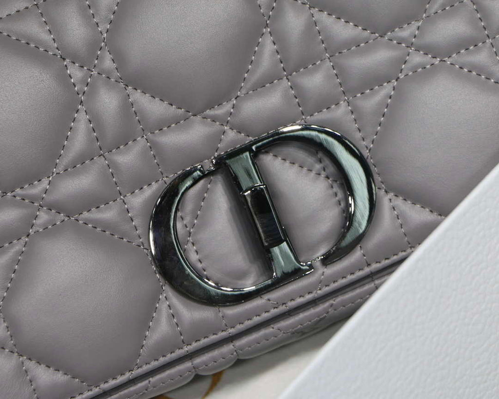 Dior M9242 Medium Quilted Macrocannage Calfskin Gray