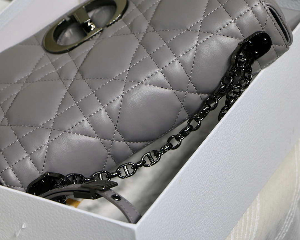 Dior M9242 Medium Quilted Macrocannage Calfskin Gray