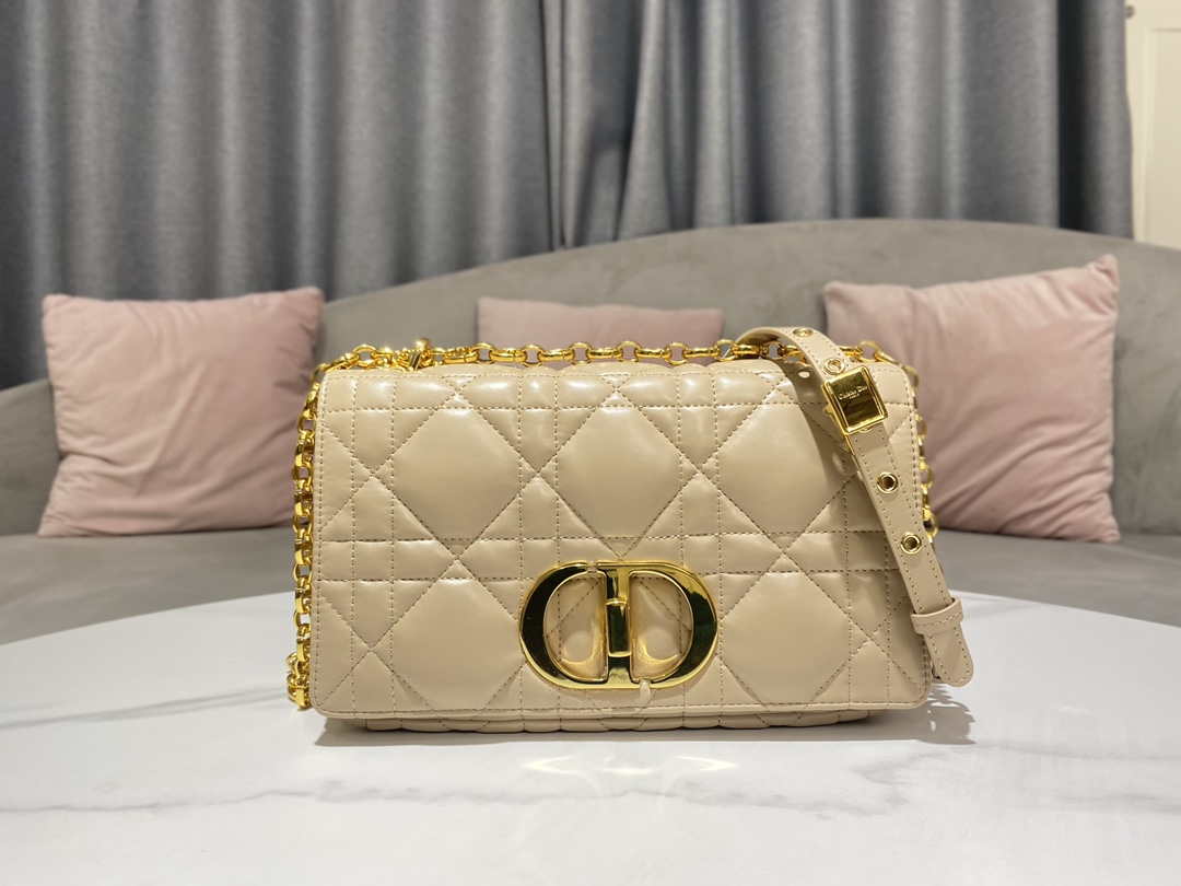Dior M9242 Medium Quilted Macrocannage Calfskin Yellow - Default Title - View 1