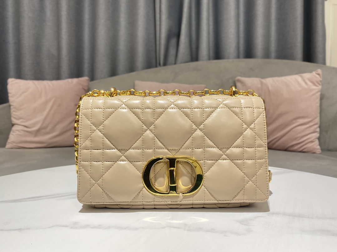 Dior M9242 Medium Quilted Macrocannage Calfskin Yellow - Default Title - View 5