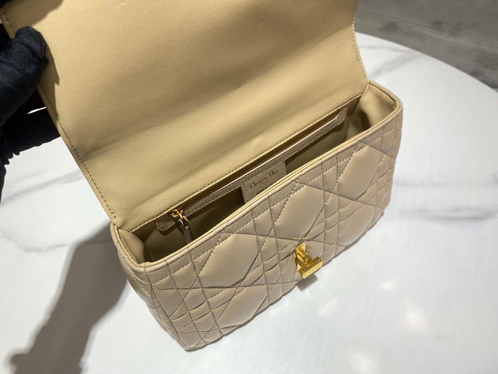 Dior M9242 Medium Quilted Macrocannage Calfskin Yellow