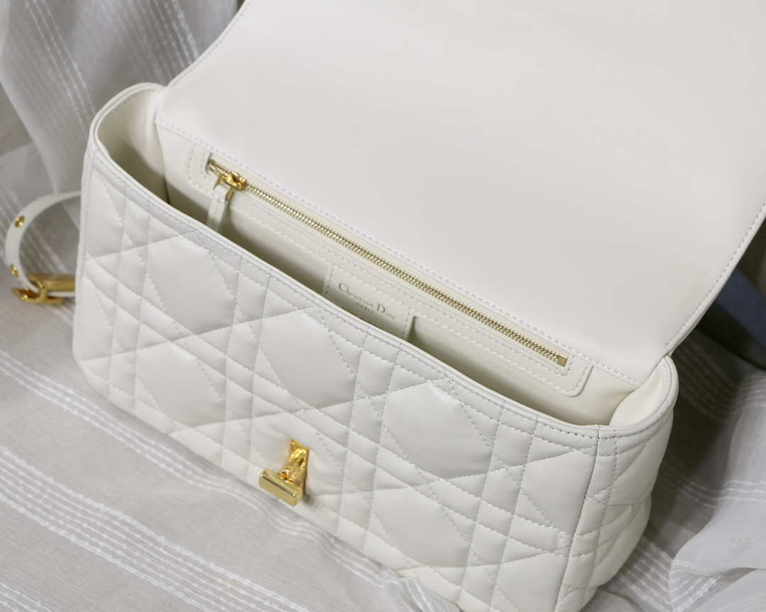 Dior M9243 Large Quilted Macrocannage Calfskin White with Gold Logo