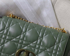 Dior M9243 Large Quilted Macrocannage Calfskin Green - Default Title - View 3