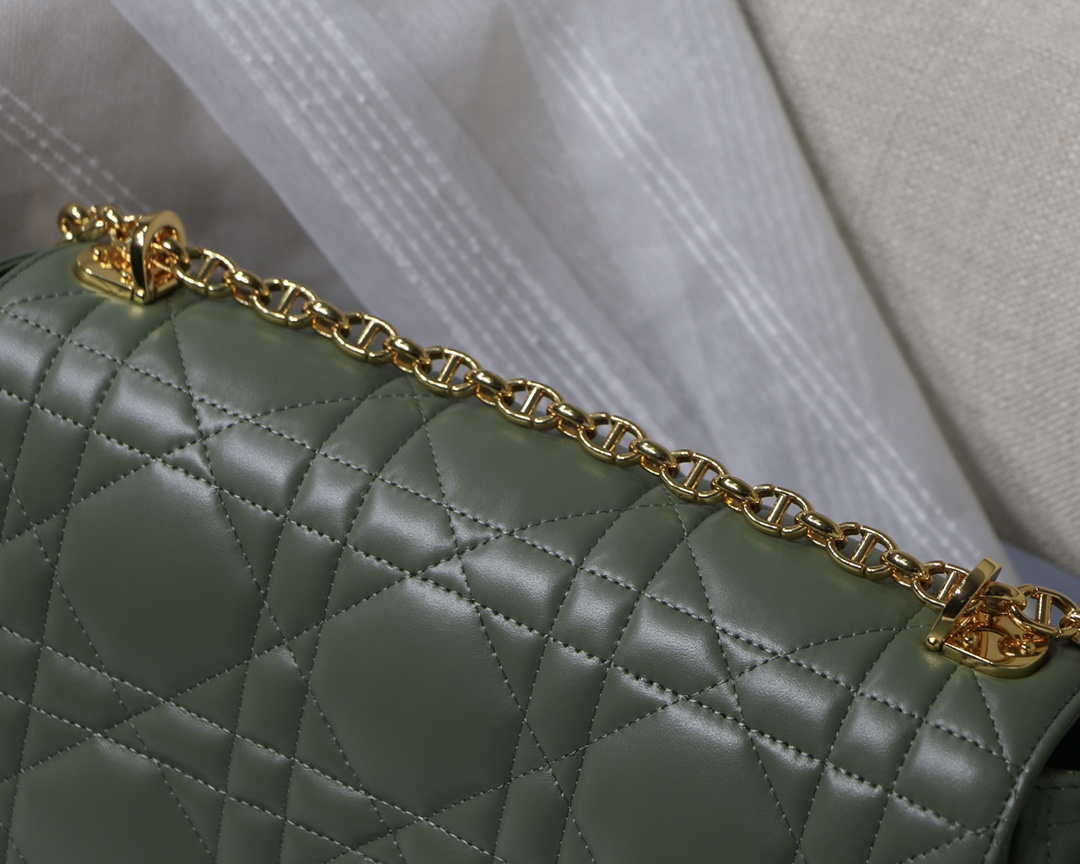 Dior M9243 Large Quilted Macrocannage Calfskin Green - Default Title - View 4
