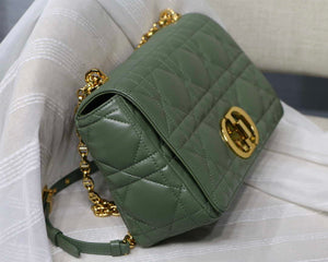 Dior M9243 Large Quilted Macrocannage Calfskin Green - Default Title - View 6