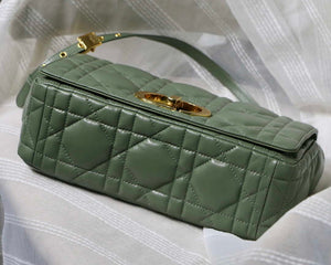 Dior M9243 Large Quilted Macrocannage Calfskin Green - Default Title - View 7