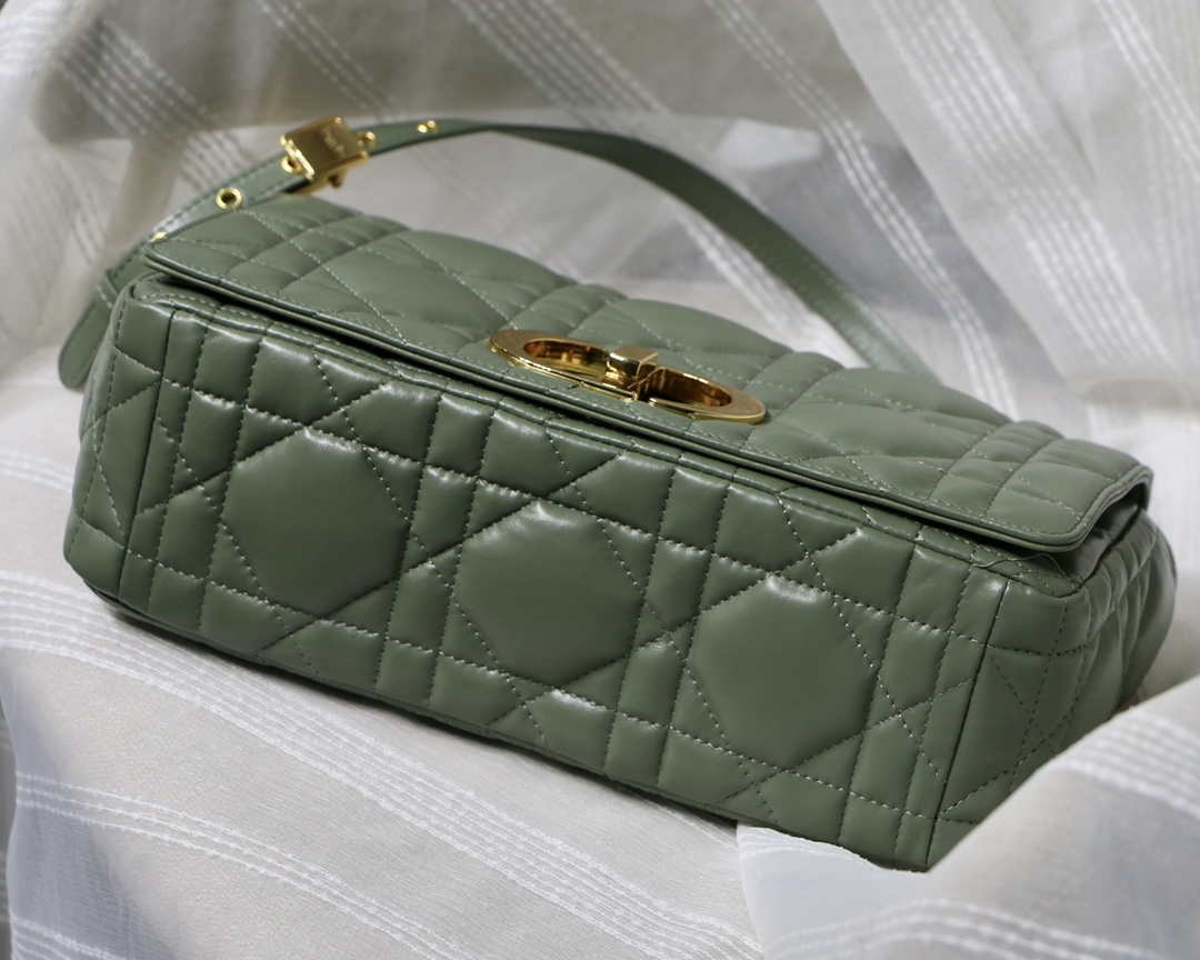 Dior M9243 Large Quilted Macrocannage Calfskin Green