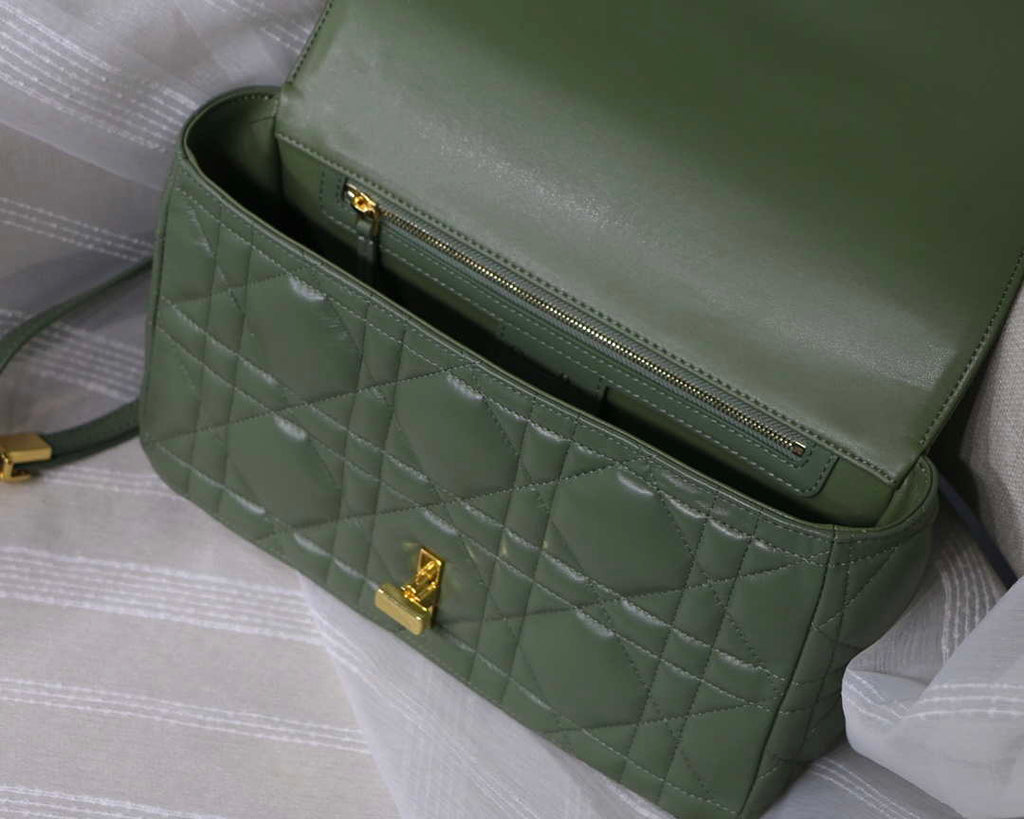 Dior M9243 Large Quilted Macrocannage Calfskin Green