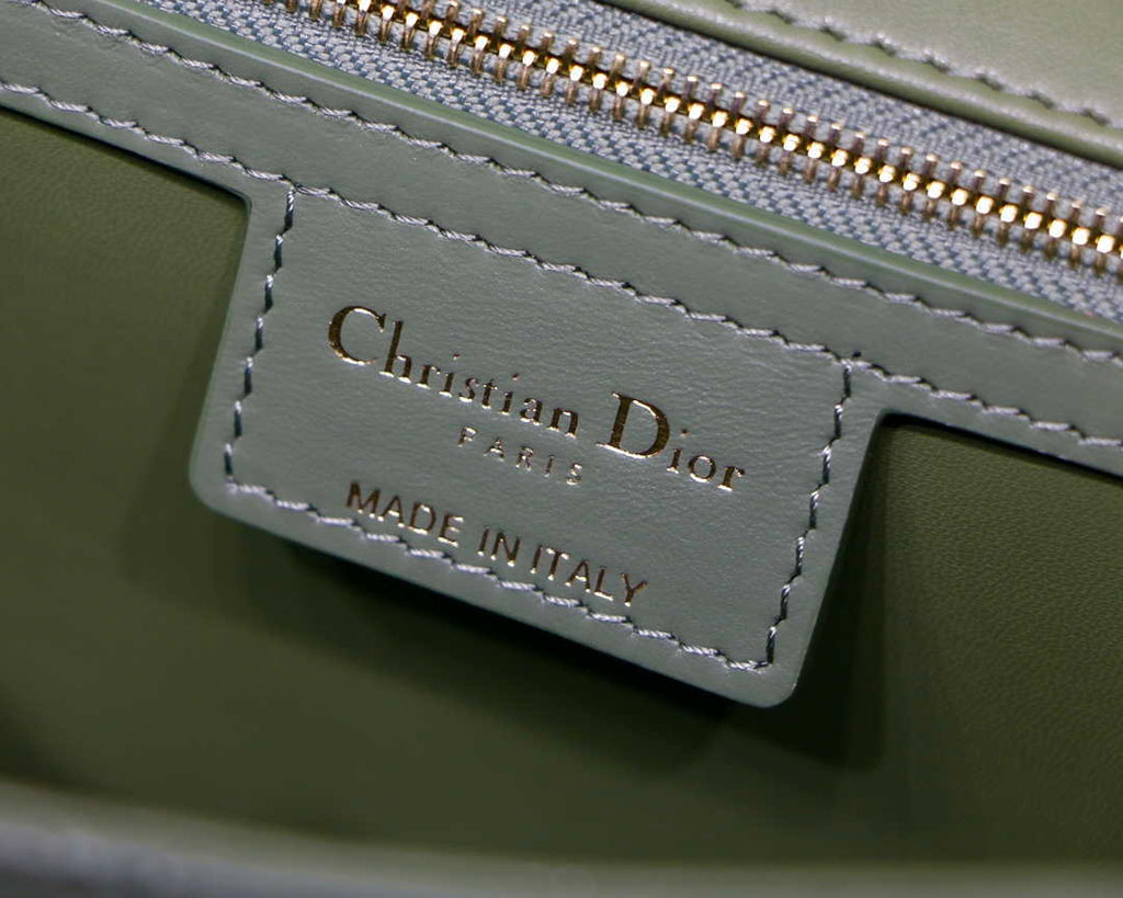 Dior M9243 Large Quilted Macrocannage Calfskin Green