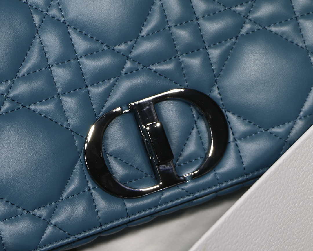 Dior M9243 Large Quilted Macrocannage Calfskin Blue - Default Title - View 3