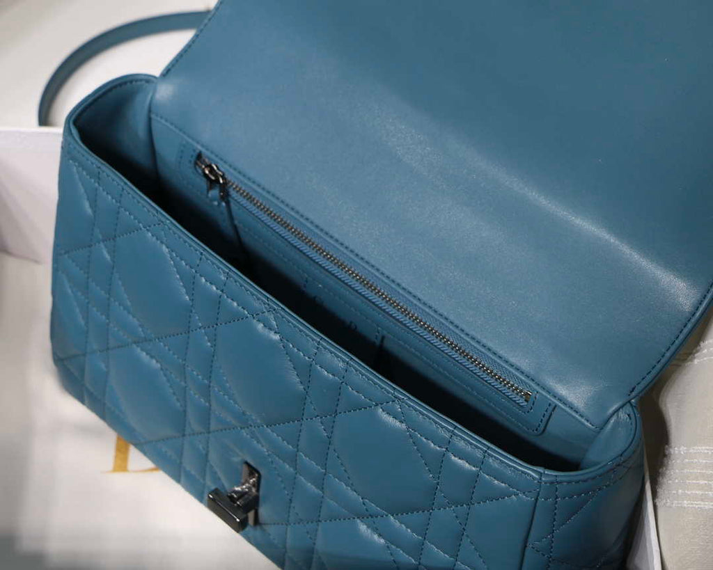 Dior M9243 Large Quilted Macrocannage Calfskin Blue