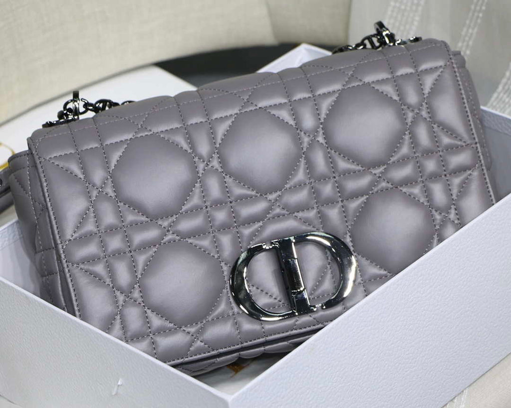 Dior M9243 Large Quilted Macrocannage Calfskin Gray