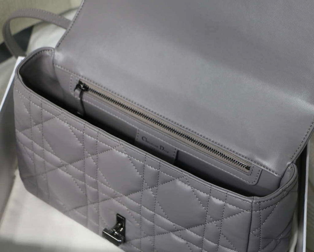 Dior M9243 Large Quilted Macrocannage Calfskin Gray