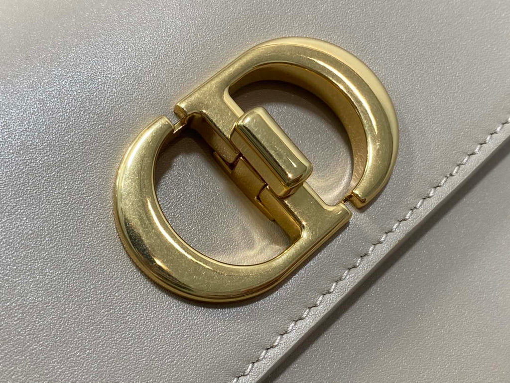 Dior M9260 30 Montaigne Avenue Bag Dusty Ivory Box Calfskin