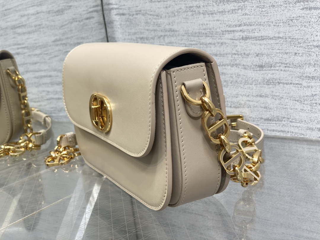 Dior M9260 30 Montaigne Avenue Bag Dusty Ivory Box Calfskin