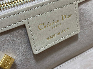 Dior M9260 30 Montaigne Avenue Bag Dusty Ivory Box Calfskin - Default Title - View 10