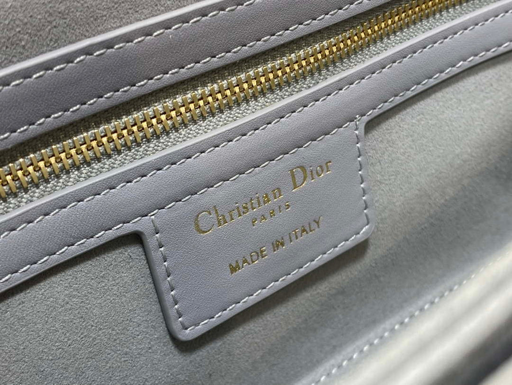 Dior M9260 30 Montaigne Avenue Bag Gray Box Calfskin