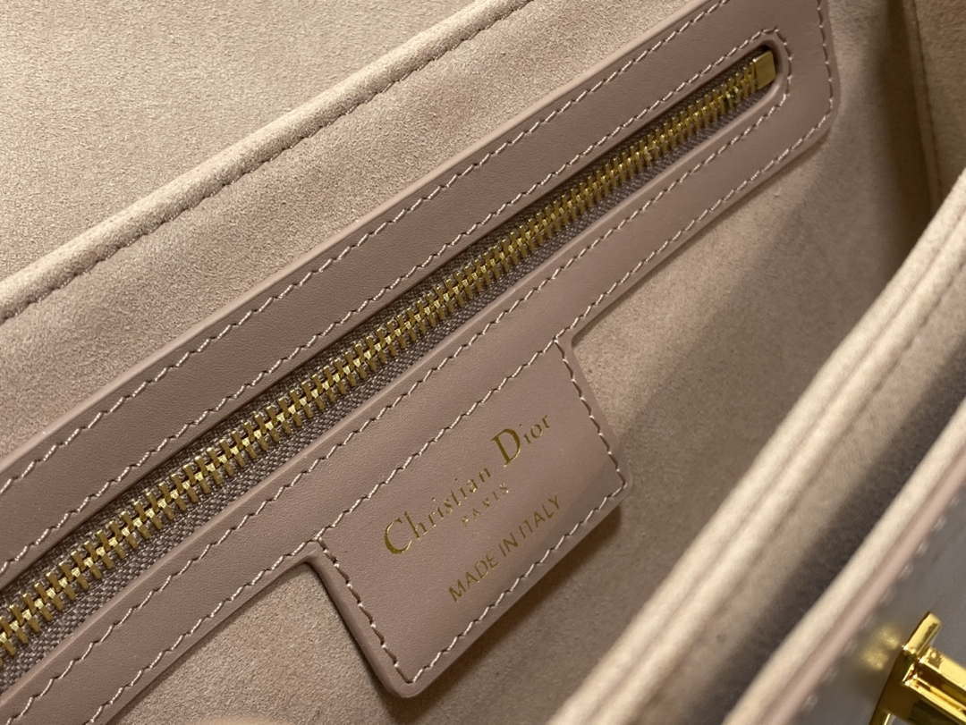 Dior M9260 30 Montaigne Avenue Bag Pink Box Calfskin
