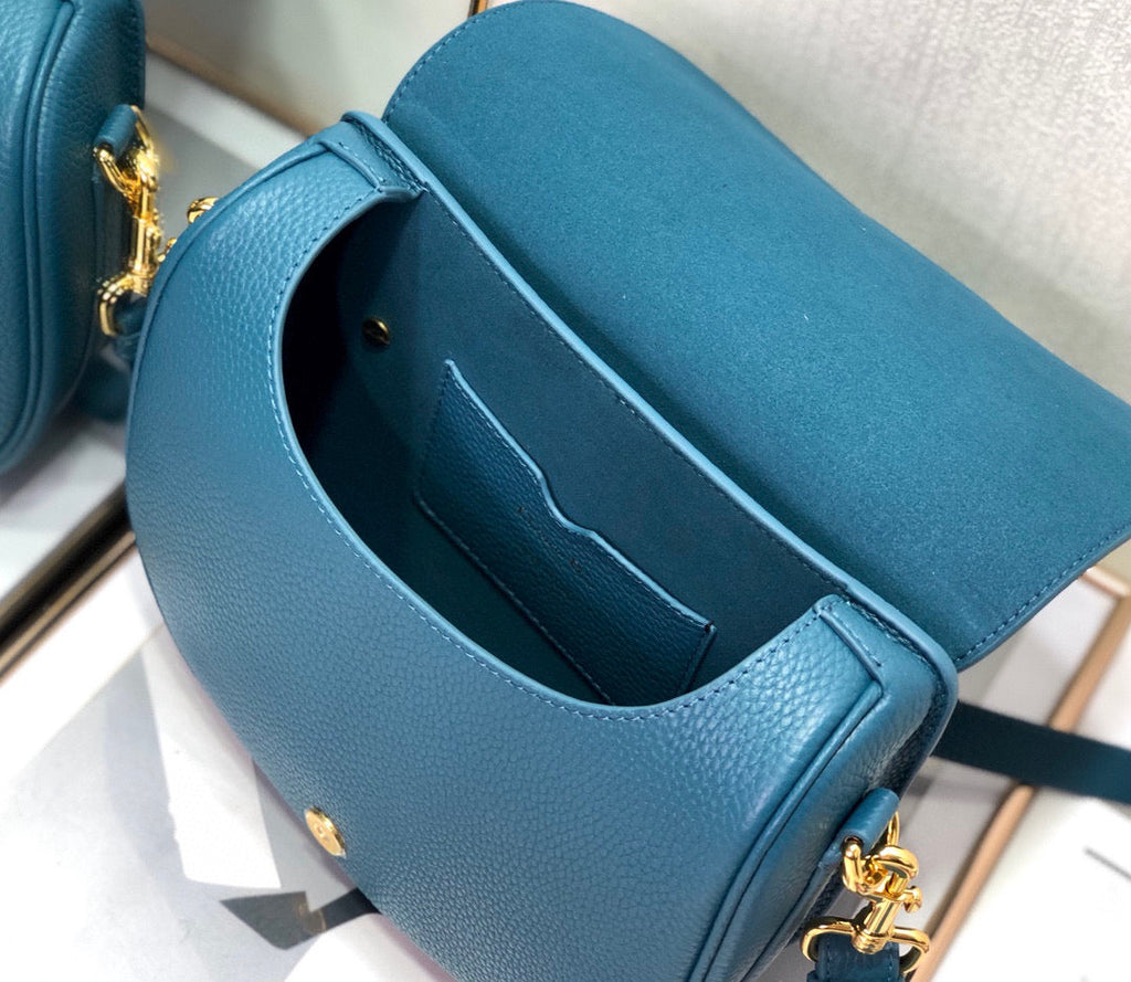 Dior M9319 Medium Bobby Bag Blue Grained Calfskin