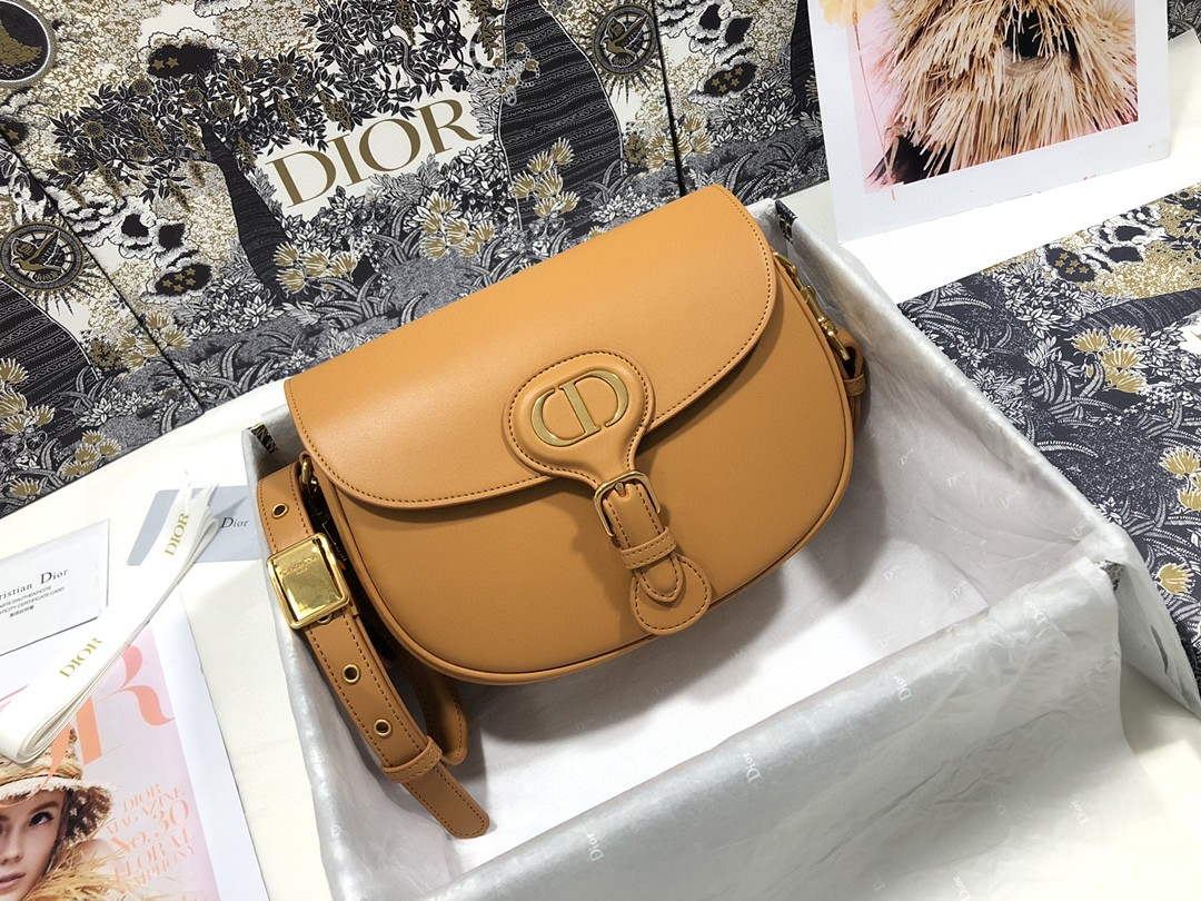 Dior M9319 Medium dior Bobby bag Tan box Calfskin - Default Title - View 1