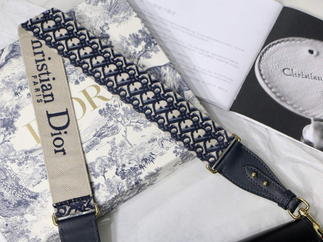 Dior M9320 Large Dior Bobby Bag Black Calfskin With Blue Oblique Embroidered Strap - Default Title - View 5