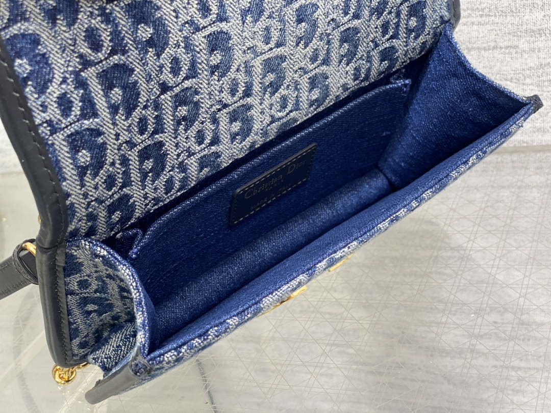Dior M9334 30 Montaigne East-West Bag with Chain Bag with Chain Blue Denim Dior Oblique Jacquard M2027