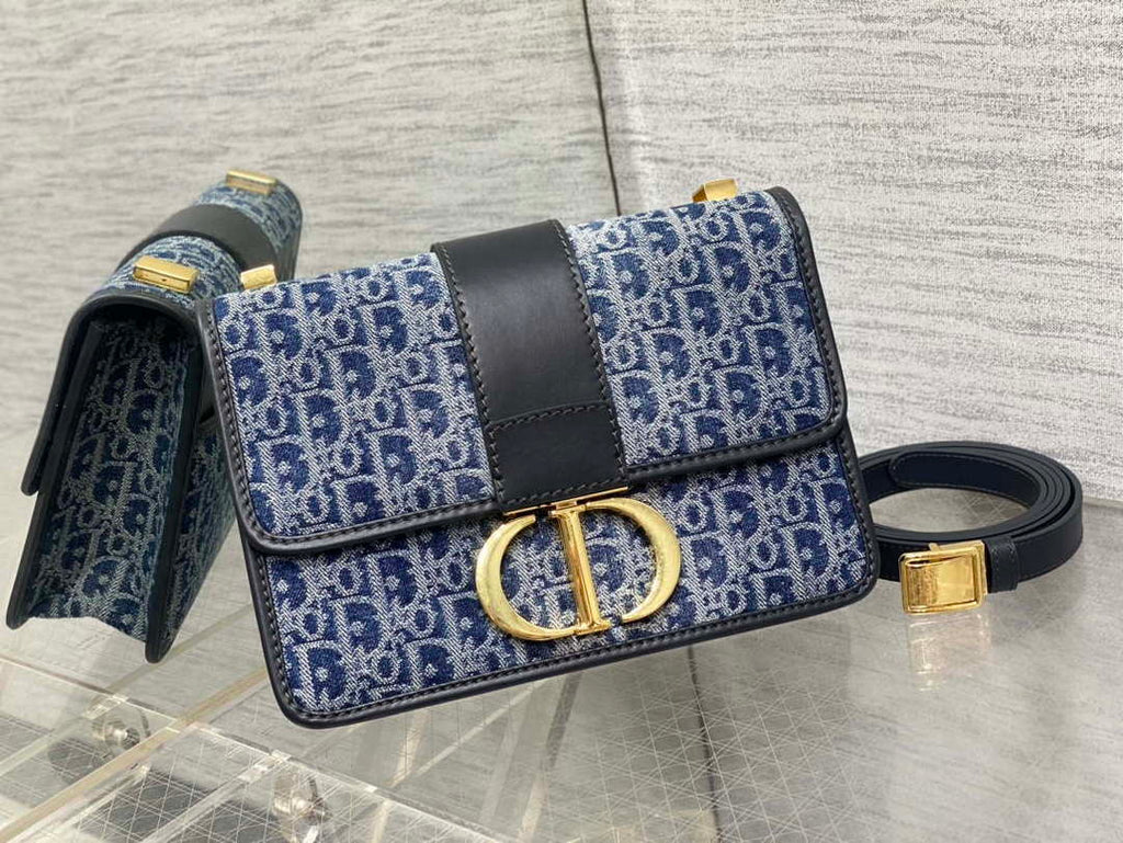Dior M9334 30 Large Montaigne Bag with Chain Blue Denim Dior Oblique Jacquard M2028