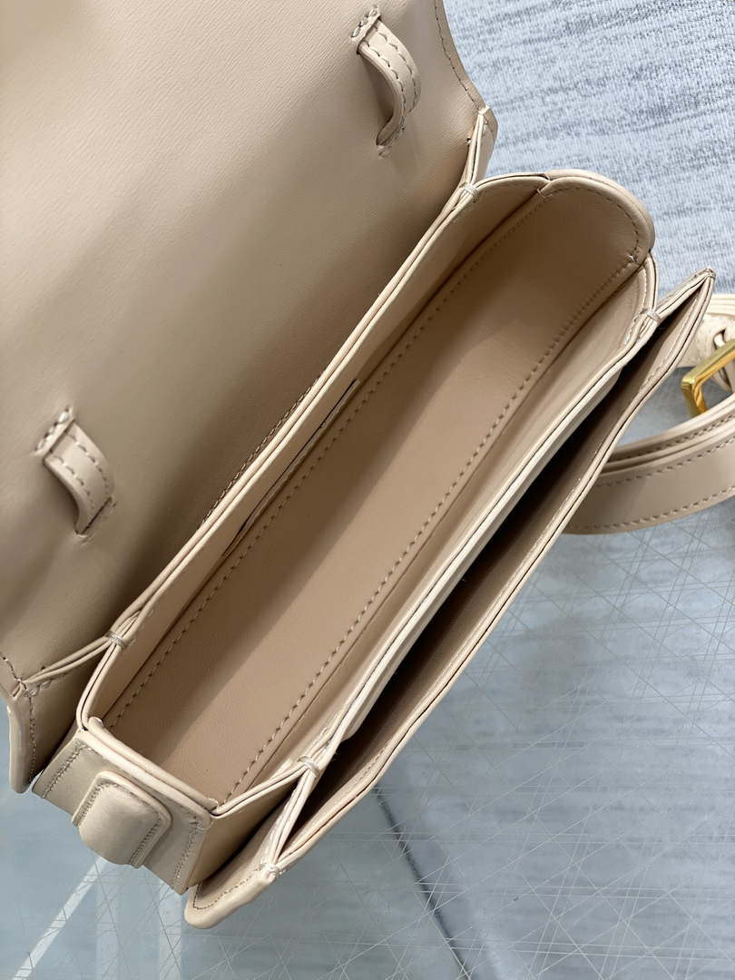 Dior M9370 Small 30 Montaigne Avenue Top Handle Bag Apricot Ribbed Calfskin