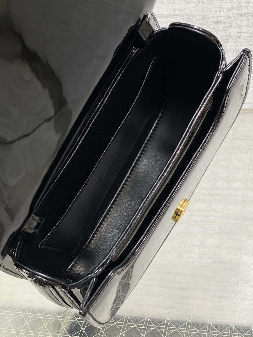 Dior M9370 Small 30 Montaigne Avenue Top Handle Bag Black Patent leather