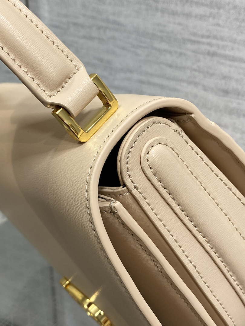 Dior M9371 Medium 30 Montaigne Avenue Top Handle Bag Apricot Ribbed Calfskin