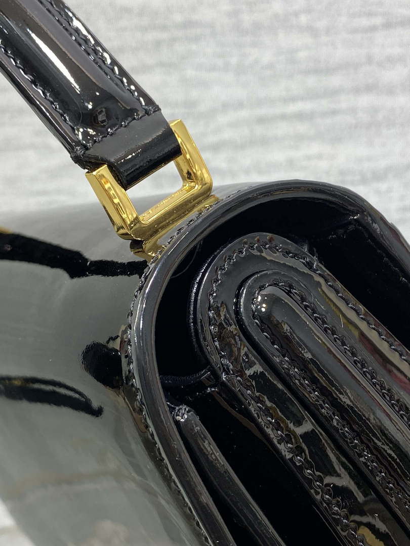 Dior M9371 Medium 30 Montaigne Avenue Top Handle Bag Black Patent leather