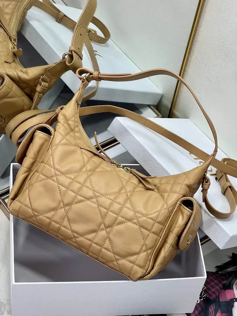 Dior Medium D-Dream Bag M6323 Caramel Macrocannage Lambskin
