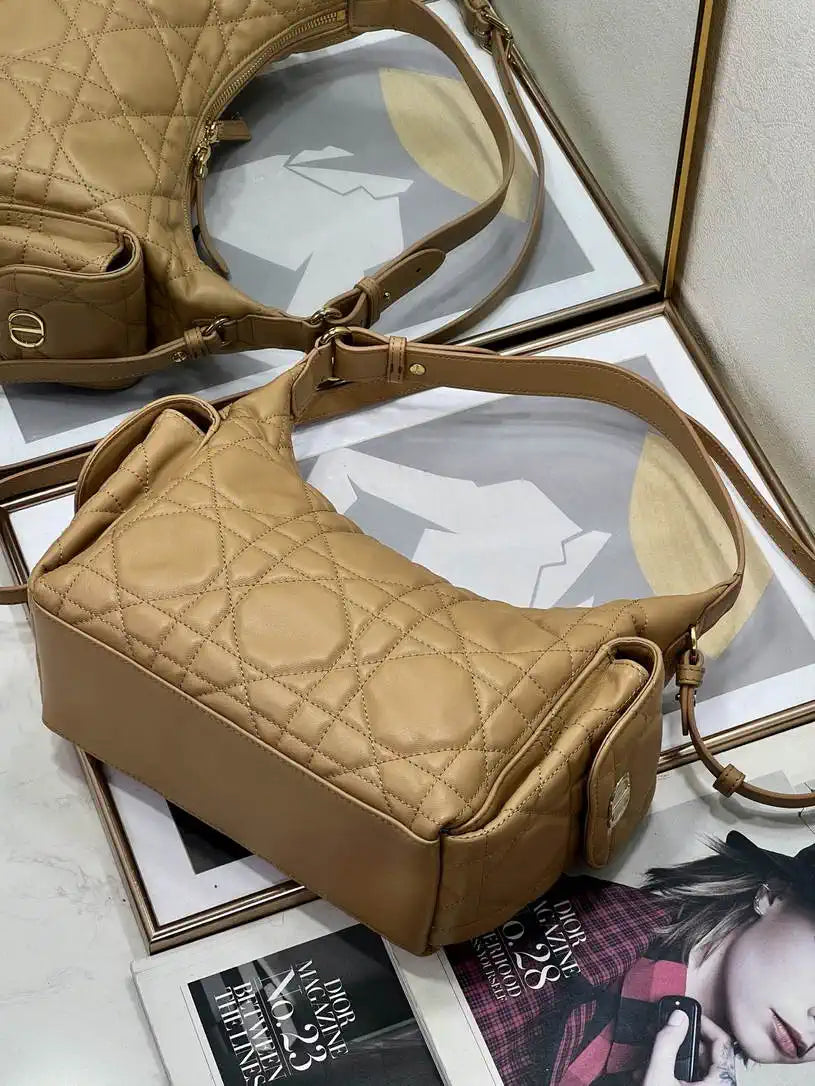 Dior Medium D-Dream Bag M6323 Caramel Macrocannage Lambskin