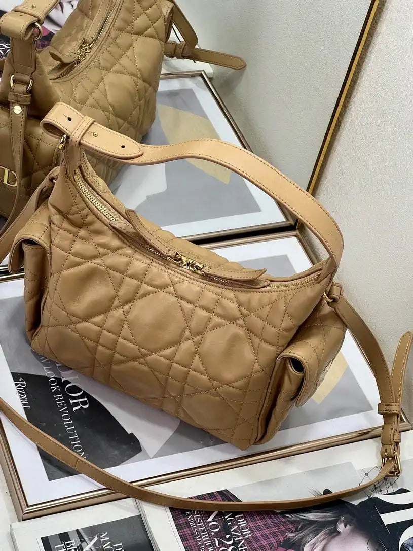 Dior Medium D-Dream Bag M6323 Caramel Macrocannage Lambskin