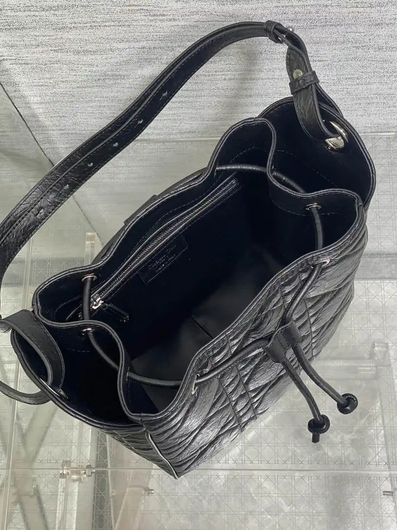 Dior Medium D-Motion Bag M2852 Black Macrocannage Crinkled Calfskin