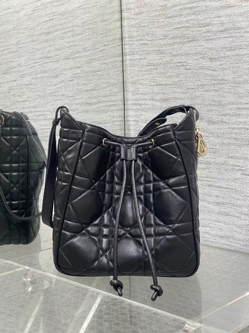 Dior Medium D-Motion Bag M2852 Black Macrocannage Lambskin