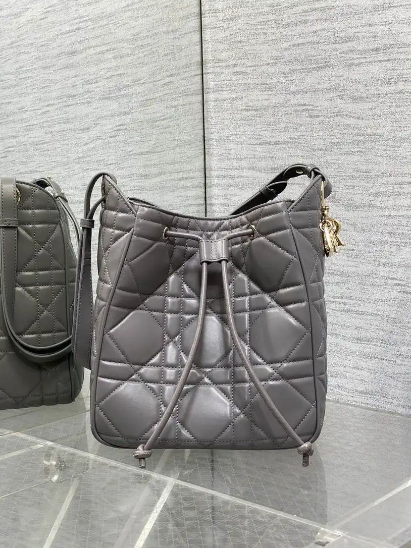 Dior Medium D-Motion Bag M2852 Gray Macrocannage Lambskin