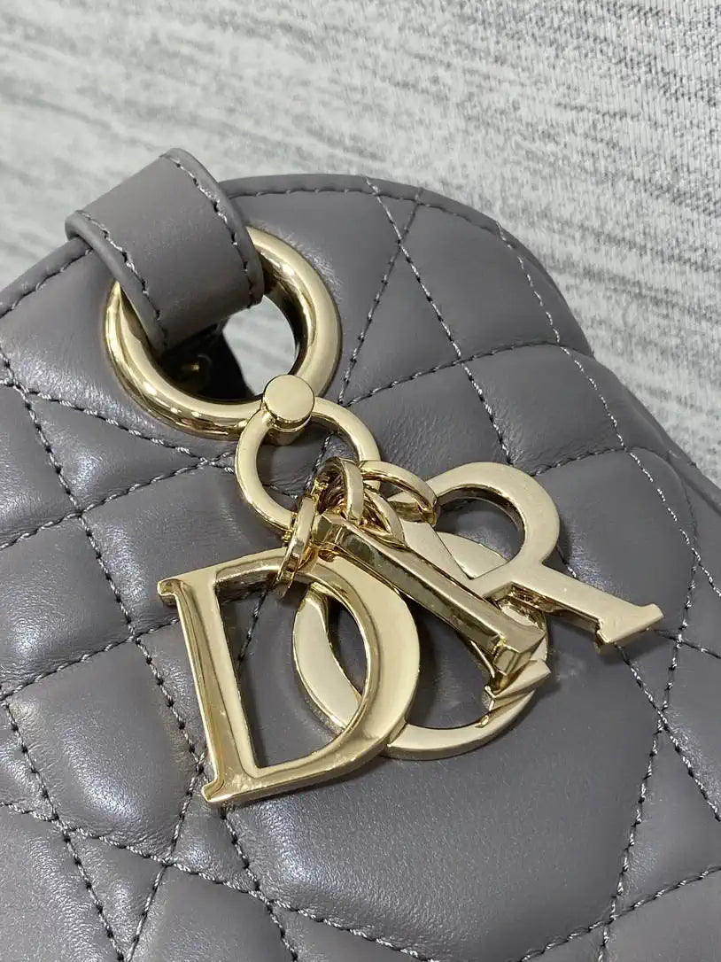 Dior Medium D-Motion Bag M2852 Gray Macrocannage Lambskin