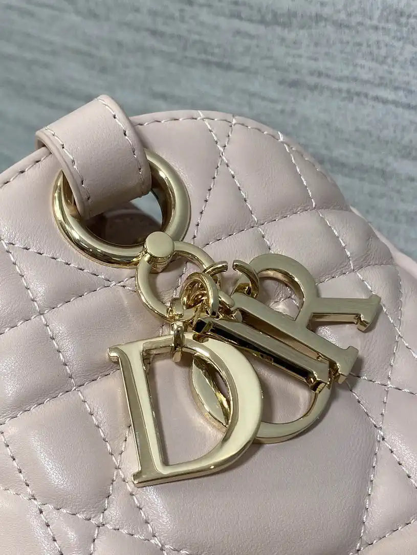 Dior Medium D-Motion Bag M2852 Pink Macrocannage Lambskin