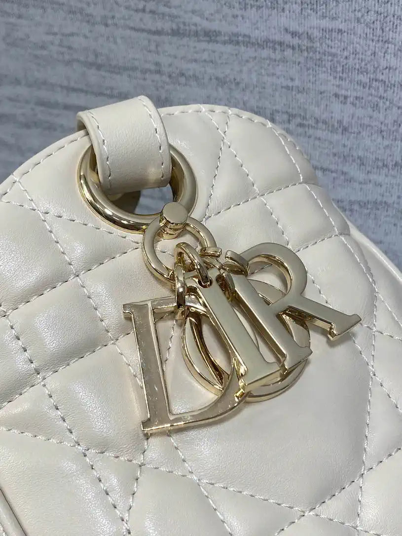 Dior Medium D-Motion Bag M2852 Ivory Macrocannage Lambskin
