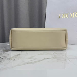 Dior Medium Dior Bow Bag M0714OUQO_M900 Beige Lambskin - Default Title - View 6