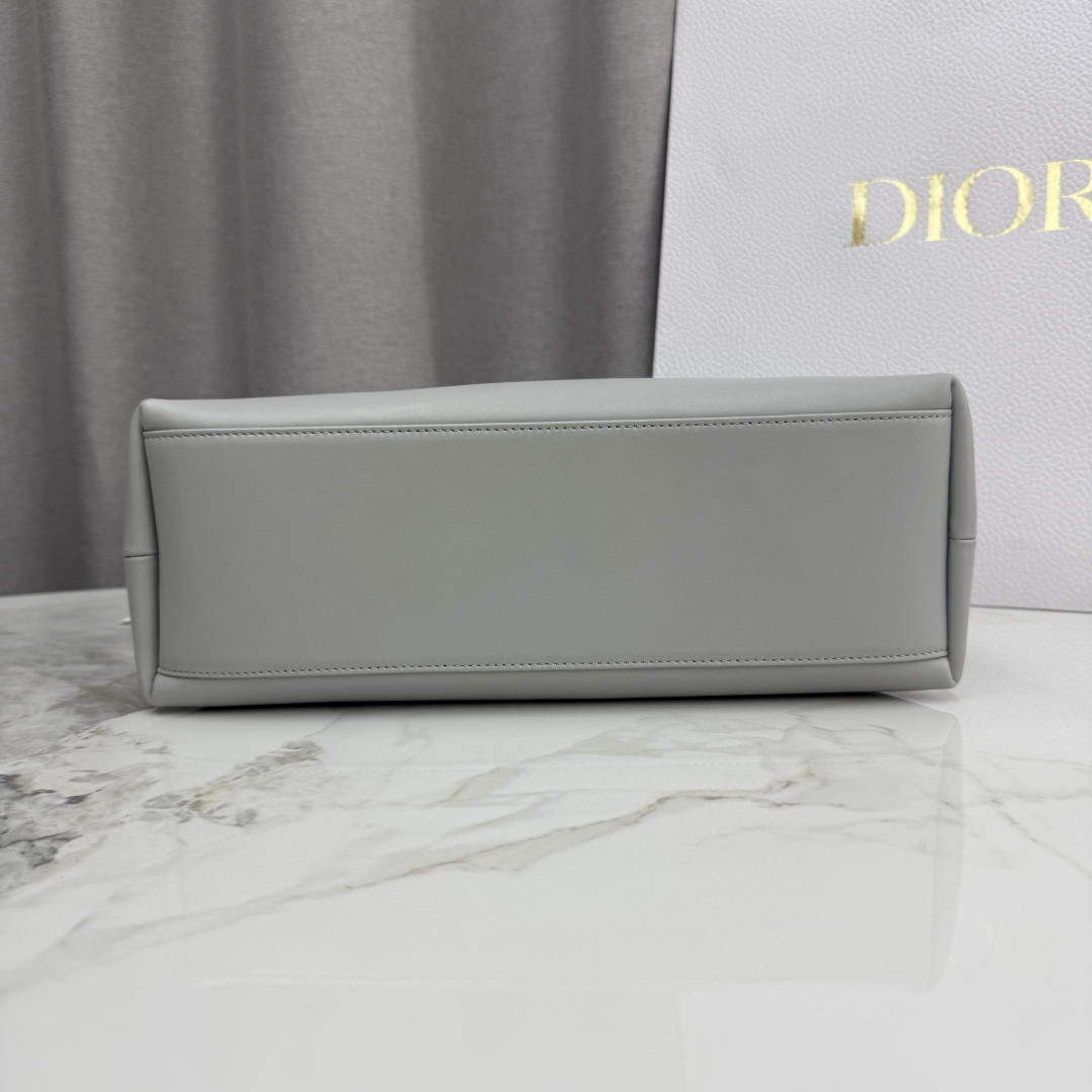 Dior Medium Dior Bow Bag M0714OUQO_M900 Gray Lambskin