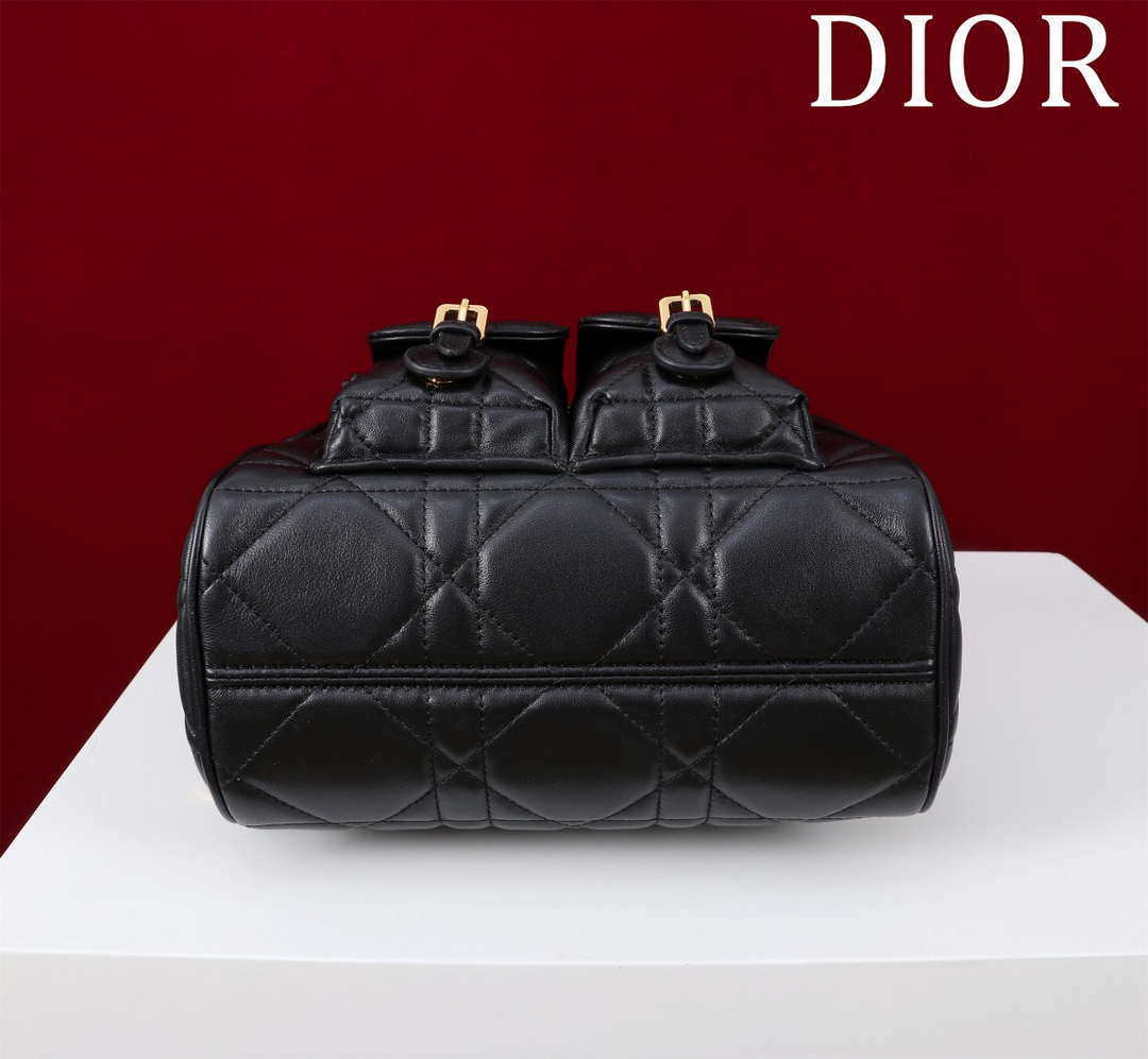 Dior Medium Dior Caro Backpack Black Macrocannage Lambskin M6301