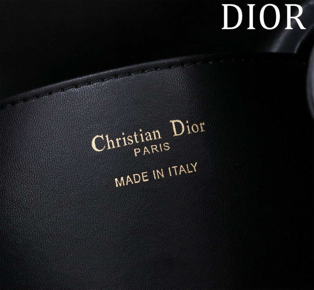 Dior Medium Dior Caro Backpack Black Macrocannage Lambskin M6301