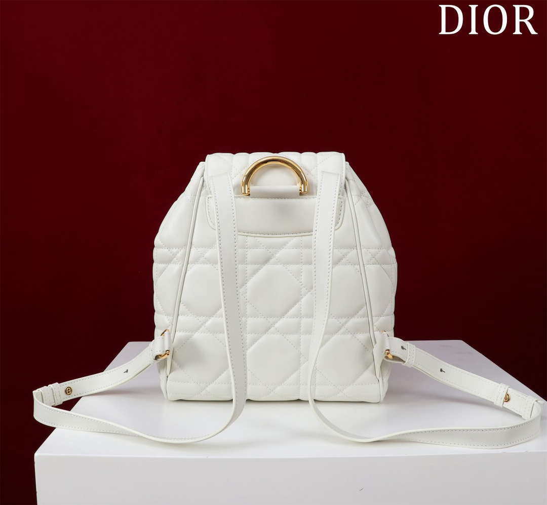 Dior Medium Dior Caro Backpack White Macrocannage Lambskin M6301